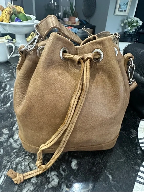 roots Drawstring Bucket Bag - Picture 2 of 9